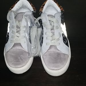 Madden Girl sneakers